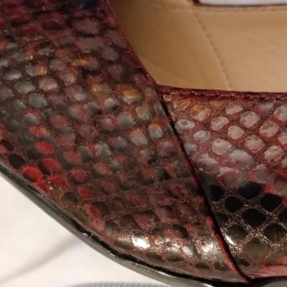 Calvin Klein Parisa peeptoe pumps snake embossed leather 10 red nwot - Picture 9 of 9
